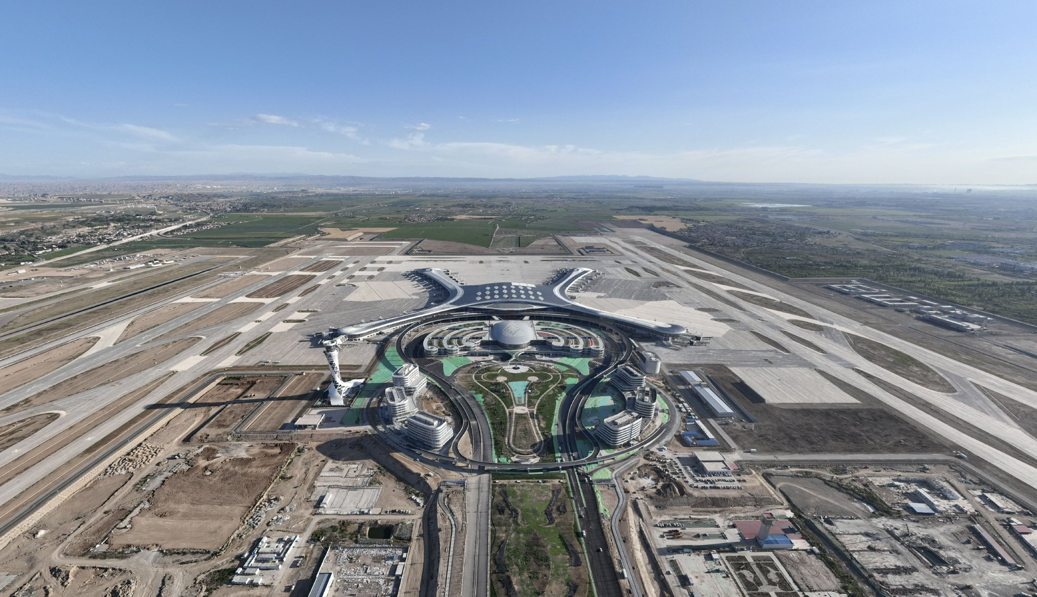 国开行2025年发放公路基础设施贷款超3600亿元