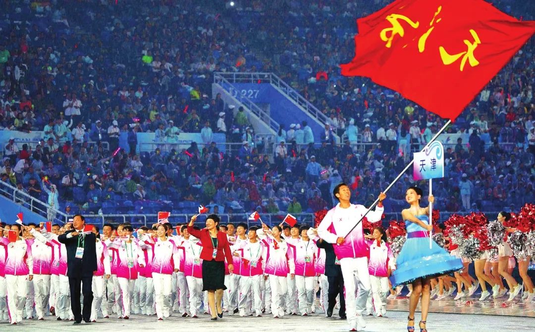 第十三届全运会开幕式在奥林匹克体育中心体育场举行.&nbsp