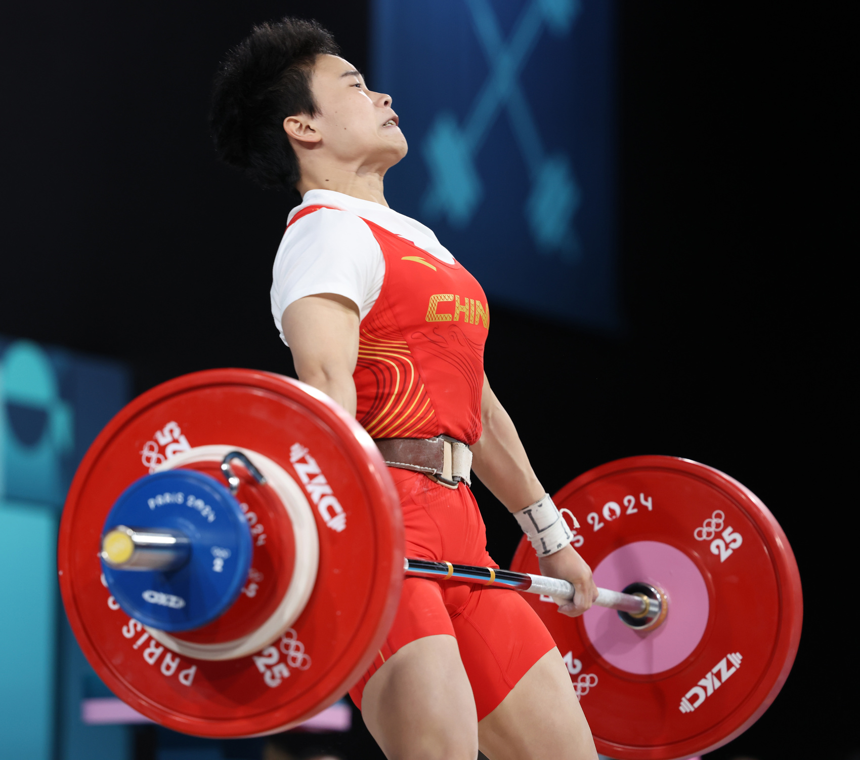 中国队第25金!侯志慧夺得女子举重49公斤级金牌