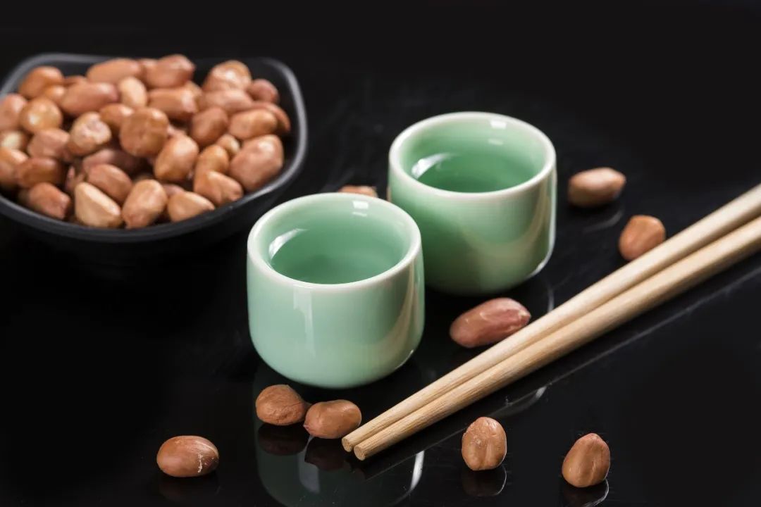 花生配白酒获科学论证,风味的秘密又揭开一层