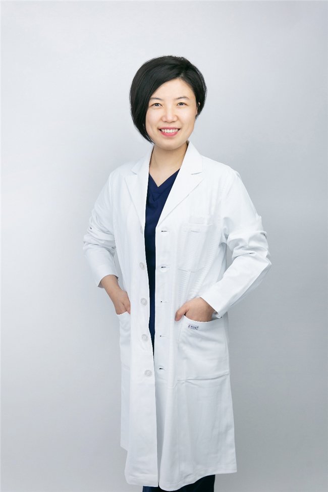 专访瑞泰口腔梁红:千帆过尽 初心依旧_手机新浪网