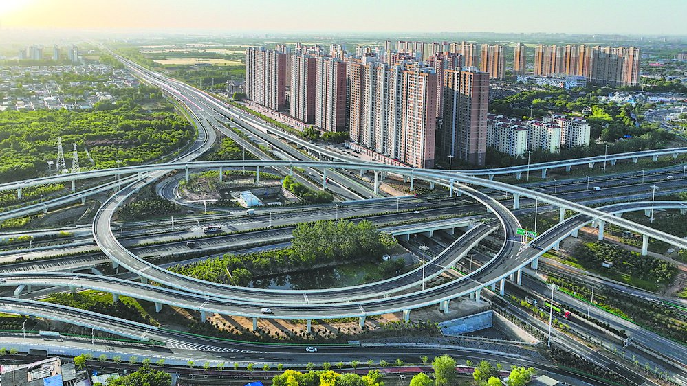 石家庄市复兴大街与南三环互通立交桥. 梁子栋 摄