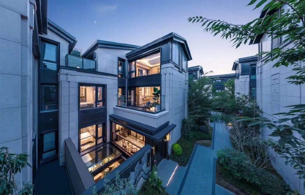 推广丨第五代精装定制别墅,刷新南京豪宅想象!