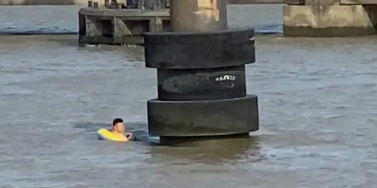 刚有人溺亡，还是劝不住！不少人跟风“打卡”，甚至追求更刺激的……