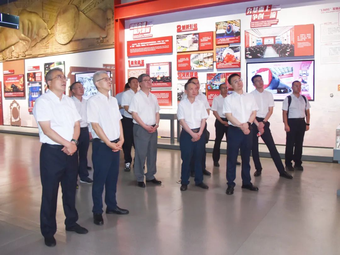 徐鹏会见中铝集团党组副书记,董事,总经理王石磊