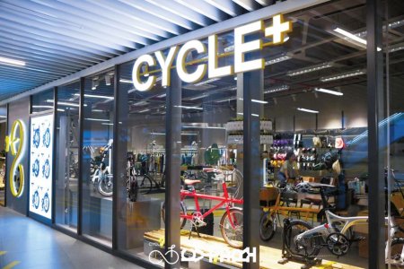 徐鑫灵合伙的自行车店.本版图片由受访者提供