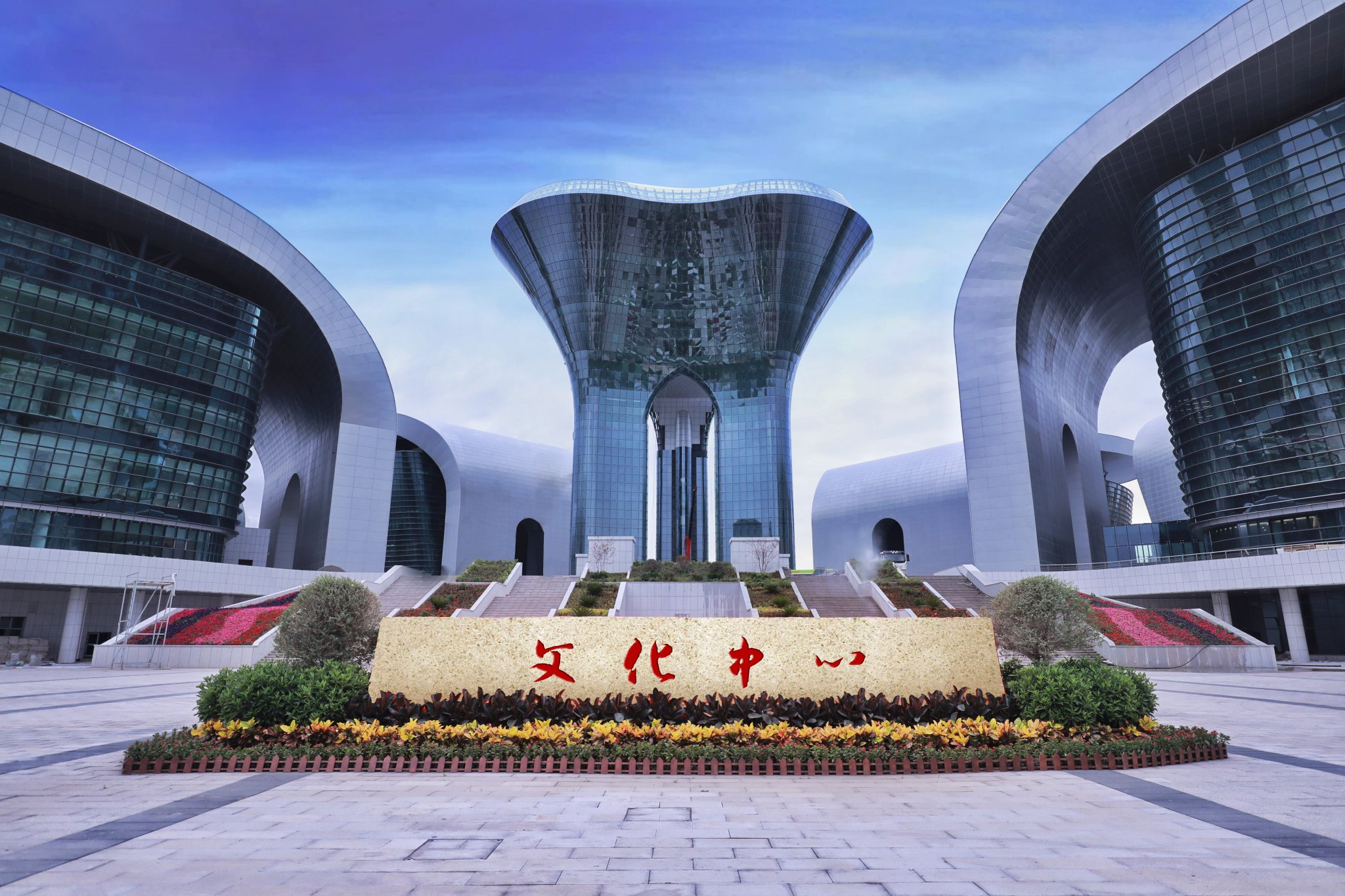 央地合作助力新疆文艺建设 乌鲁木齐文化中心大剧院入列中演院线