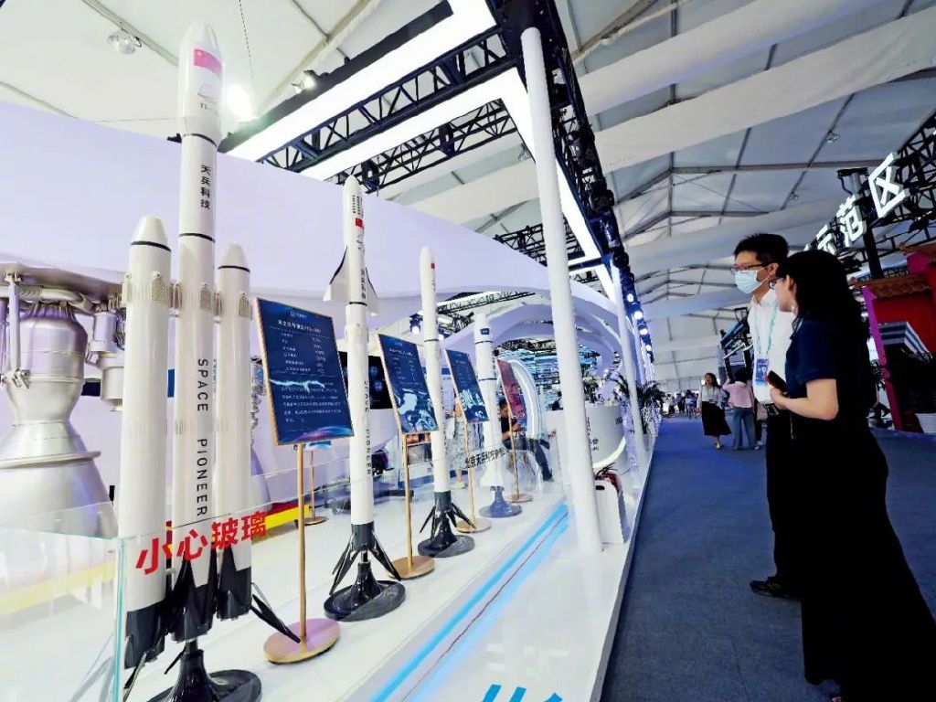 蔚来能源、天兵科技、川能动力等一些企业，2024年上半年获得了VC/PE大额投资。图/中新