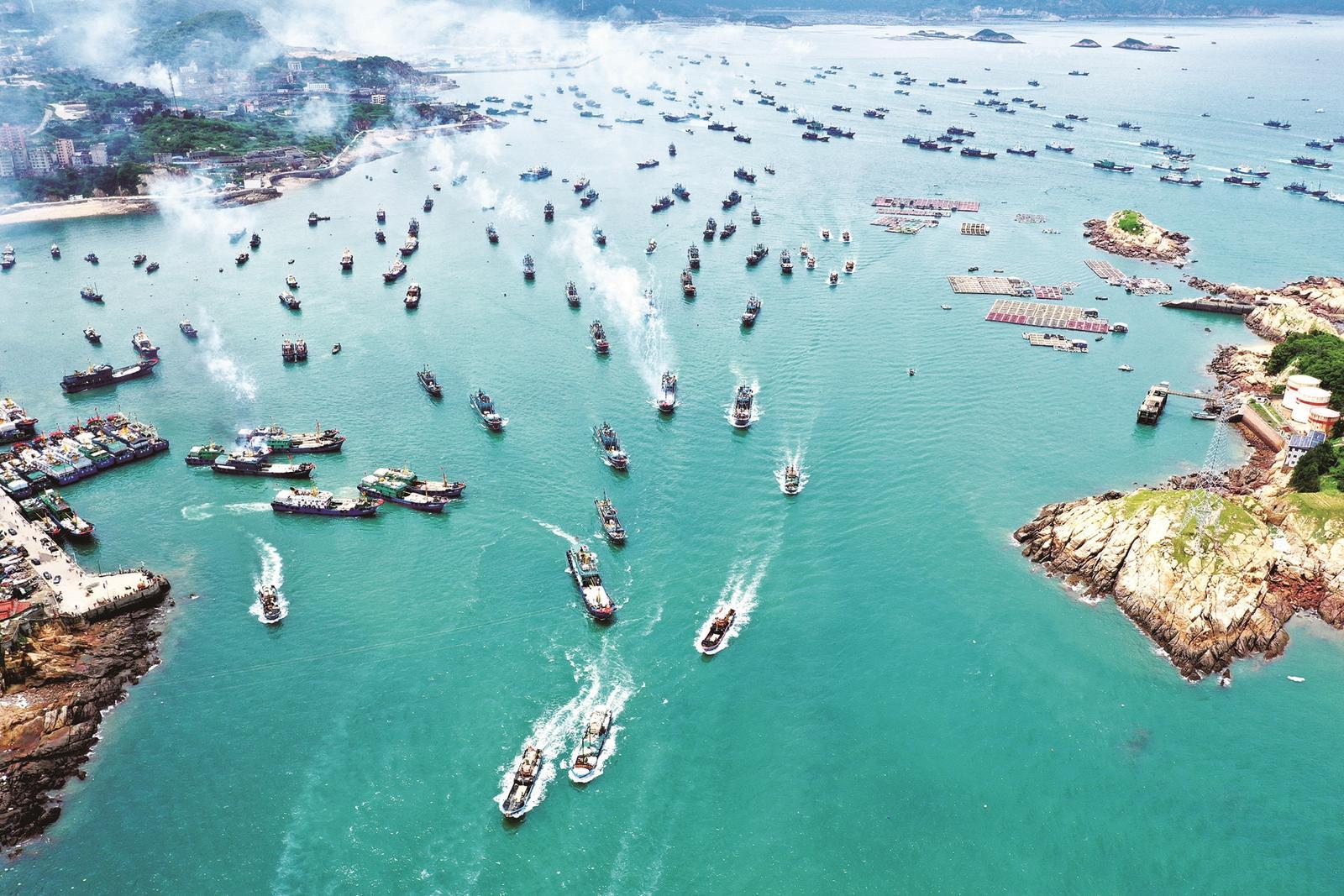 千帆竞发 百舸争流