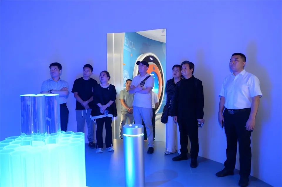 博物馆,展馆行业专家莅临烟台核医疗科技馆参观调研