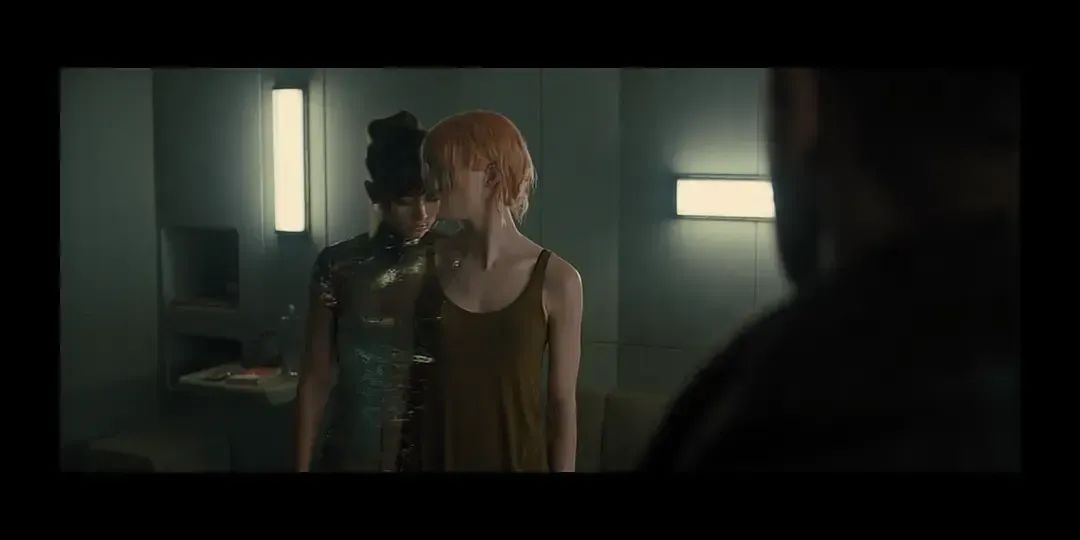 电影《银翼杀手2049》，全息女友JOI和站街女玛丽合体