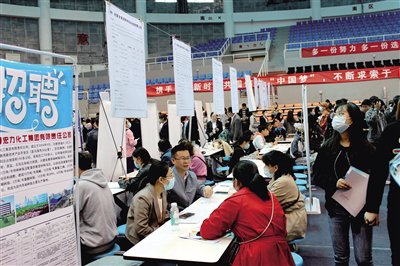 2024年阿拉善盟人口_川观智库资讯|多地出生人口数出现“反弹”,专家表示需持