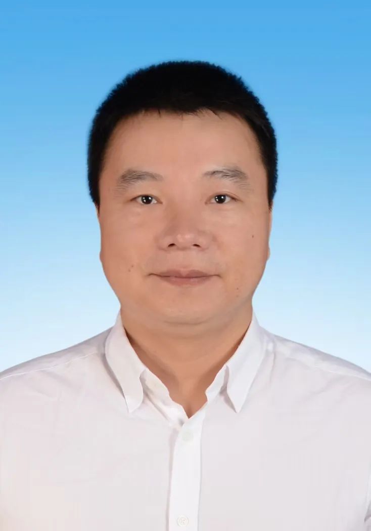 因工作需要,决定任命:李剑锋为三元区人民政府副区长.