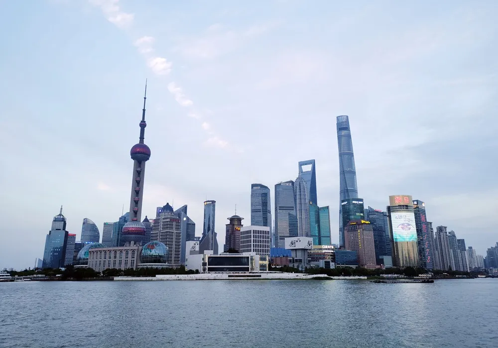 又现"日光"盘,上海豪宅到底谁在买?开发商担心下半年客户"不太够"
