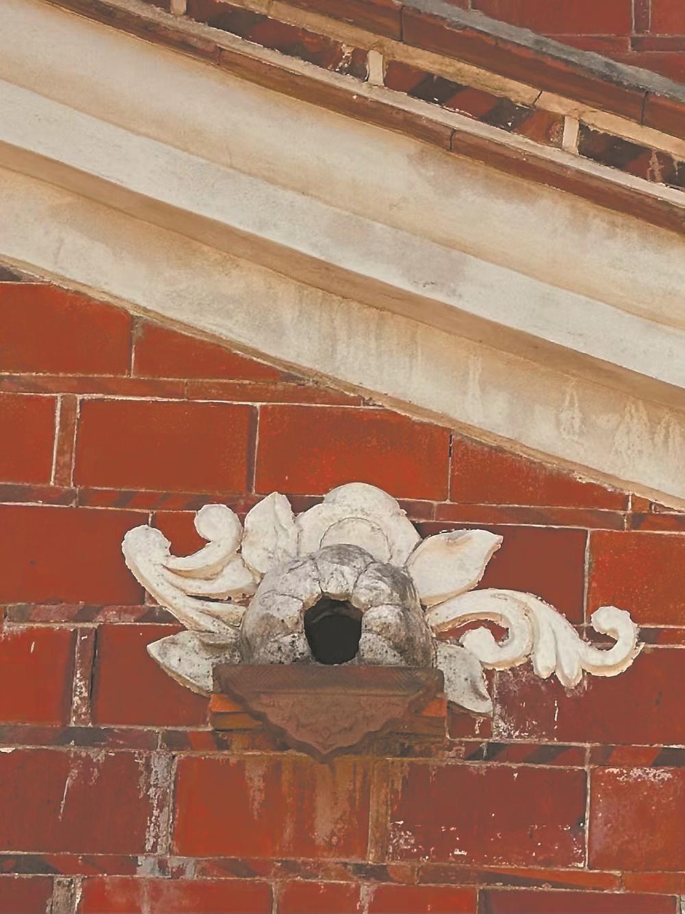 闽南滴水兽:栖息檐边厝角的精灵