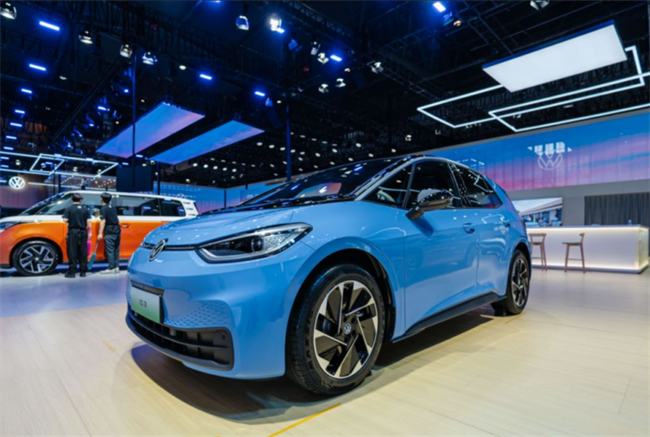 上汽大众纯电动汽车id3 聪明款登陆成都车展,11万 智能纯电头牌
