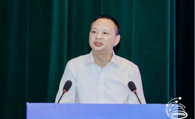 独家:10年前曾任移动大省公司处级干部的他 一次抉择就改变了命运 后来不仅提拔还职务越来越重要!_新浪科技_新浪网