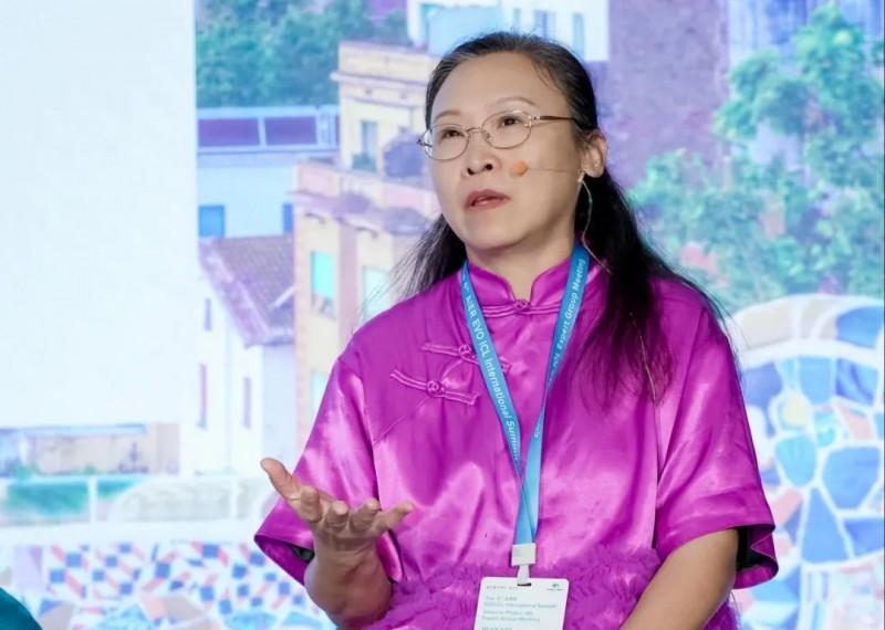 欧洲国际眼科盛会,中国眼科专家周进斩获六项屈光大奖