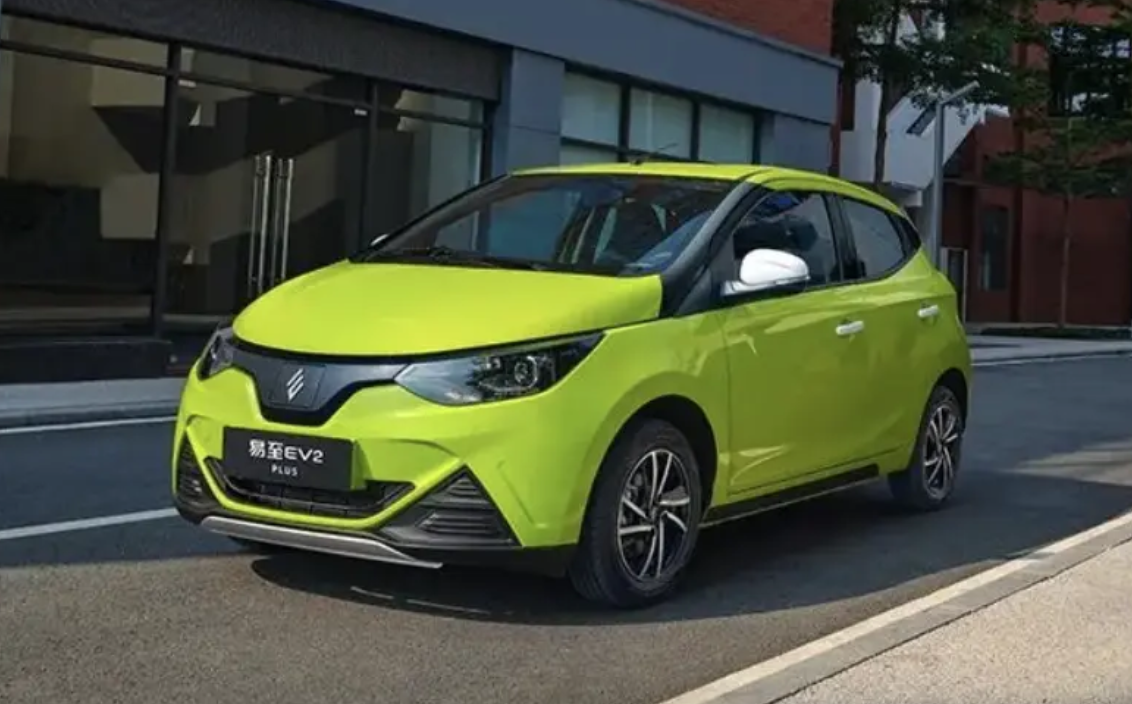 江铃易至 EV2 PLUS 掀背车上市：续航 201 公里，49990 元起