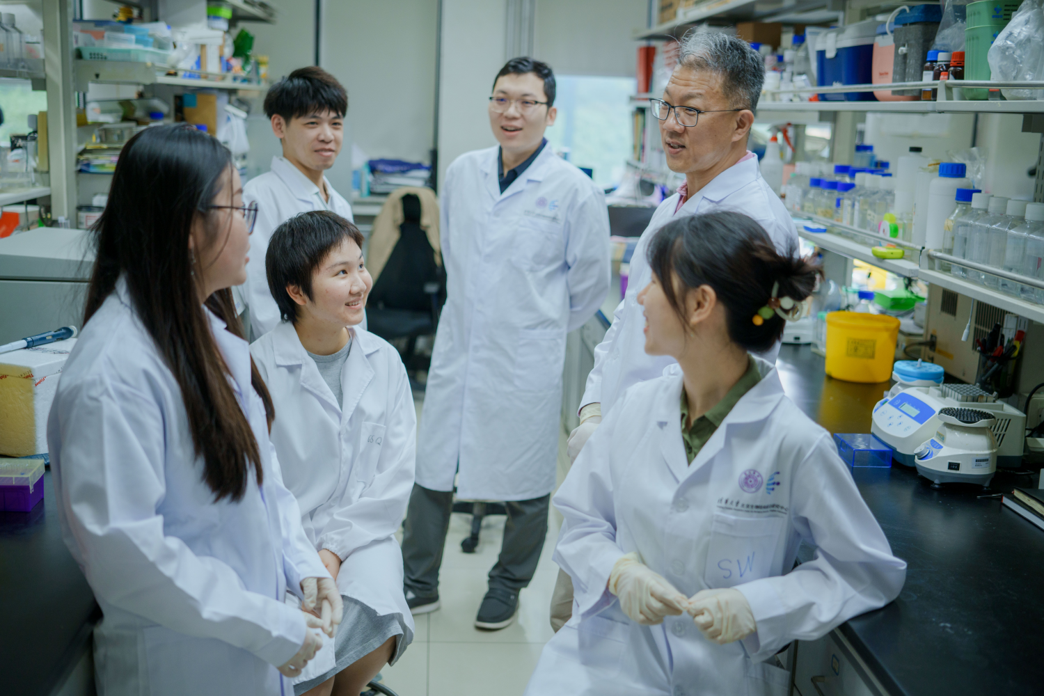 免疫记忆——清华大学医学院终身教授祁海团队背后的故事|新冠肺炎_新浪财经_新浪网