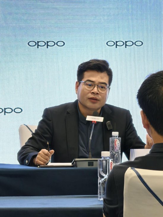 oppo 中国区总裁刘波:暂时不会做三折叠手机,消费者需求不是那么强烈