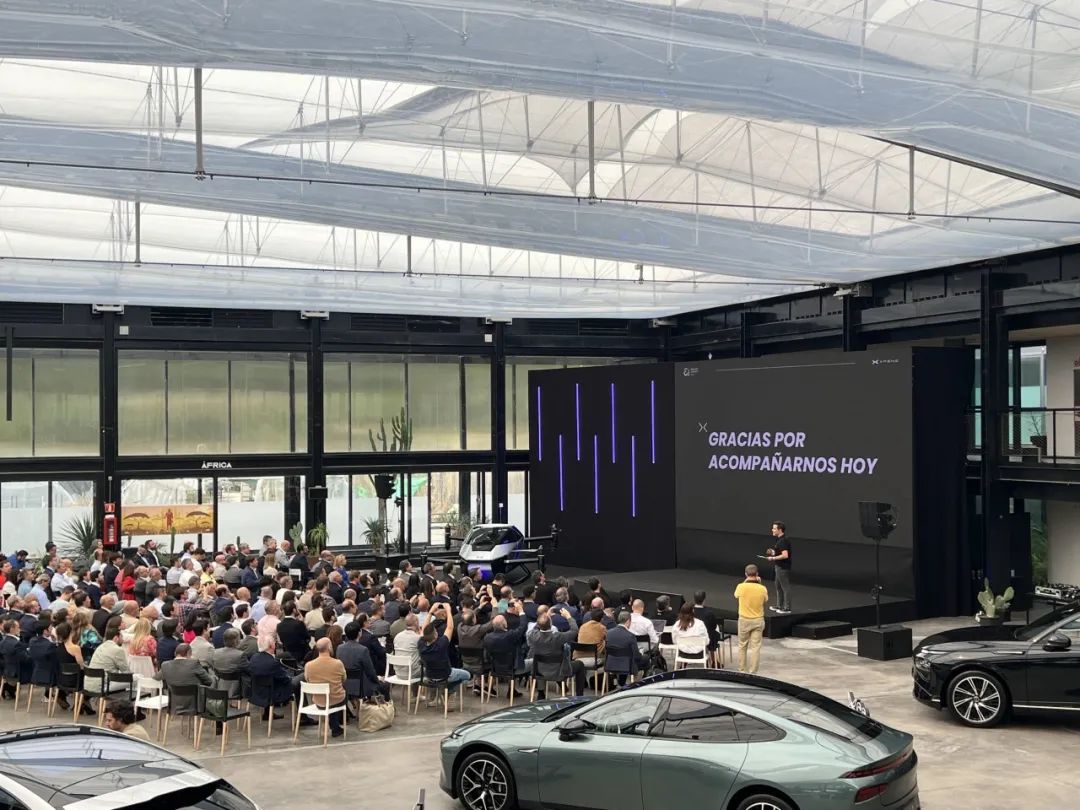 小鹏G6泰国新加坡上市即热销