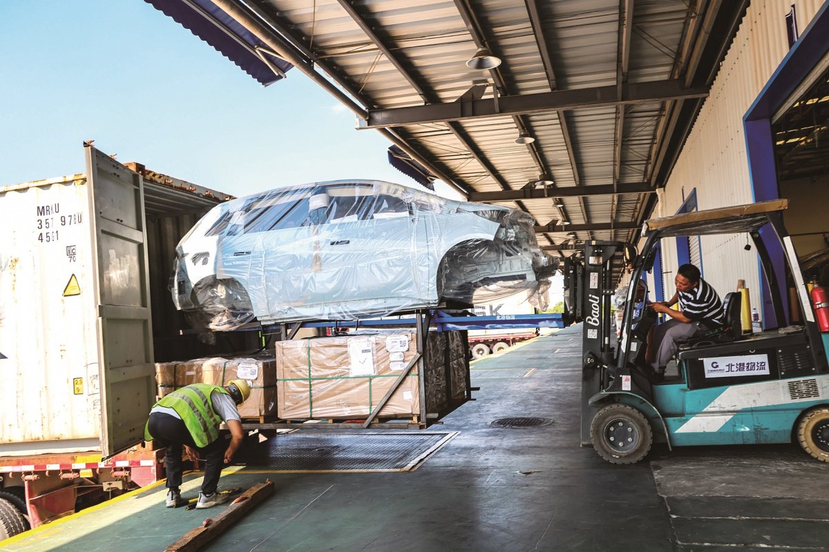 铁海联运班列"客车化" 助广西汽车加速出海