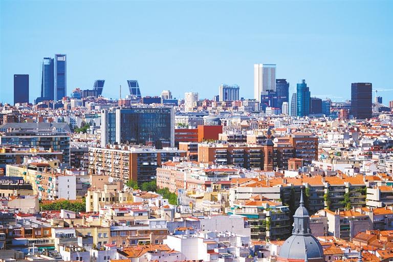图为西班牙马德里城市景观.新华社记者 孟鼎博摄