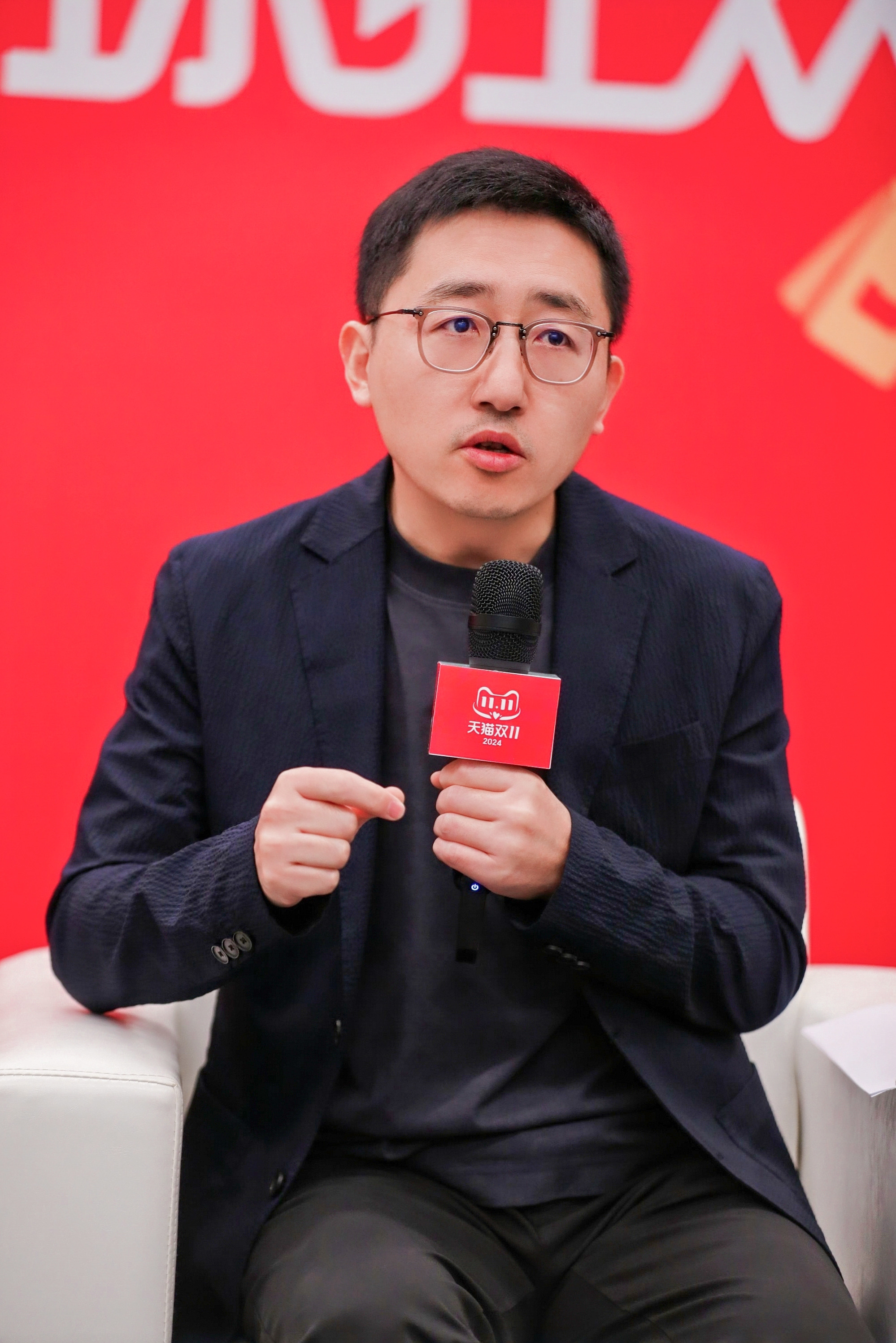 李唐宁)阿里巴巴集团副总裁,天猫事业部总裁刘博12日在天猫"双11"发布