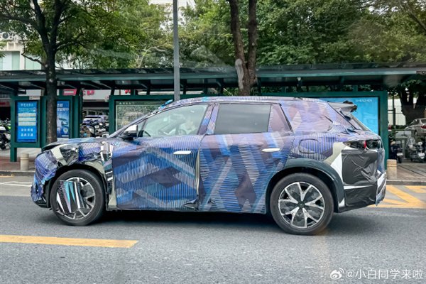 比亚迪全新中型SUV谍照曝光！有望命名为唐L-比亚迪唐suv2020新款