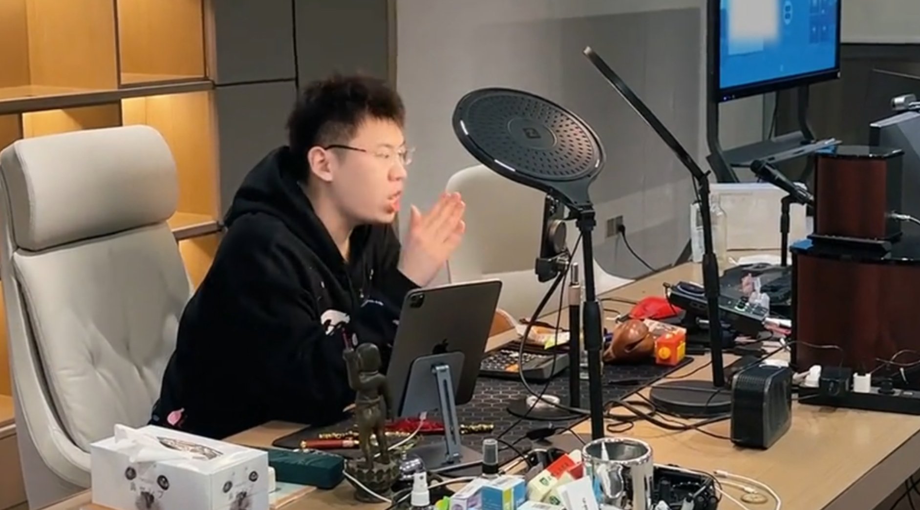 听泉鉴宝喊话别再神话我了!盗墓连线等疑问待解|鉴宝_新浪财经_新浪网