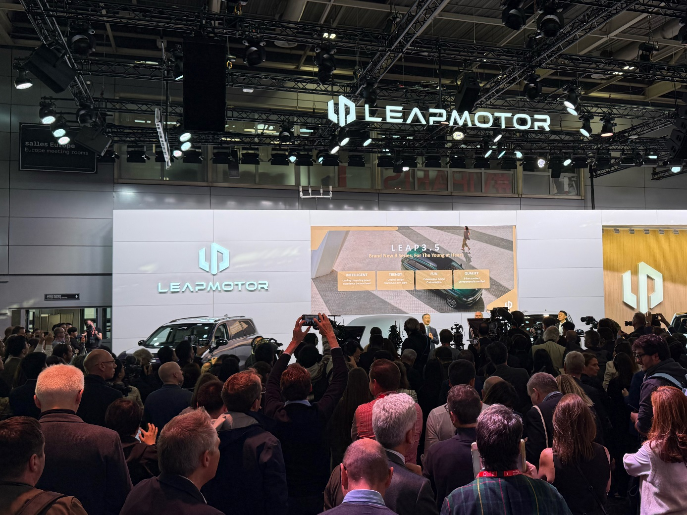 图片来源：零跑汽车