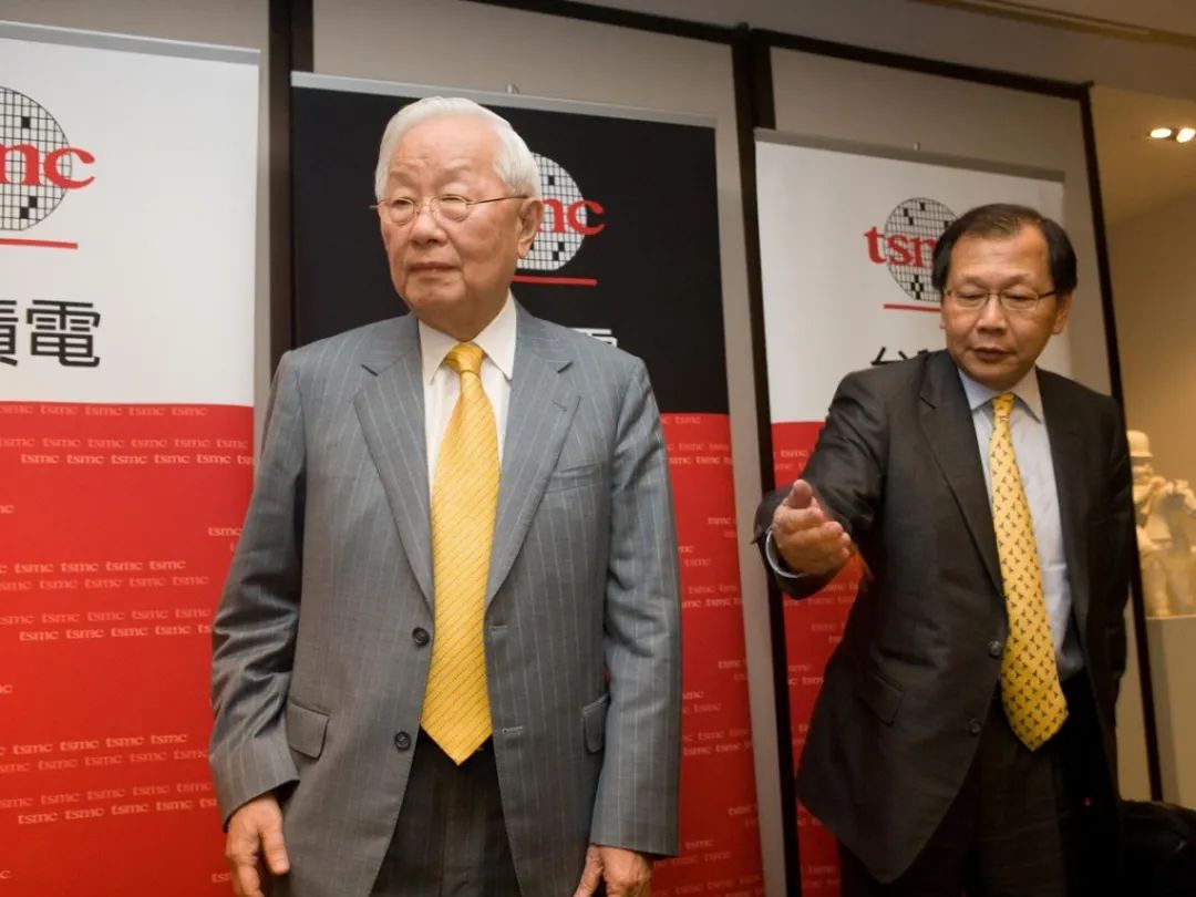 张忠谋和蔡力行，2008年