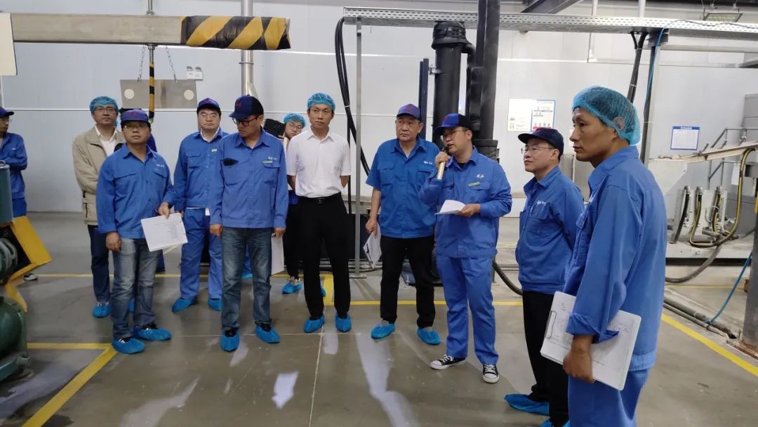 滚动新闻>正文>10月15日上午,公司党委副书记,总经理张家安带队,公司