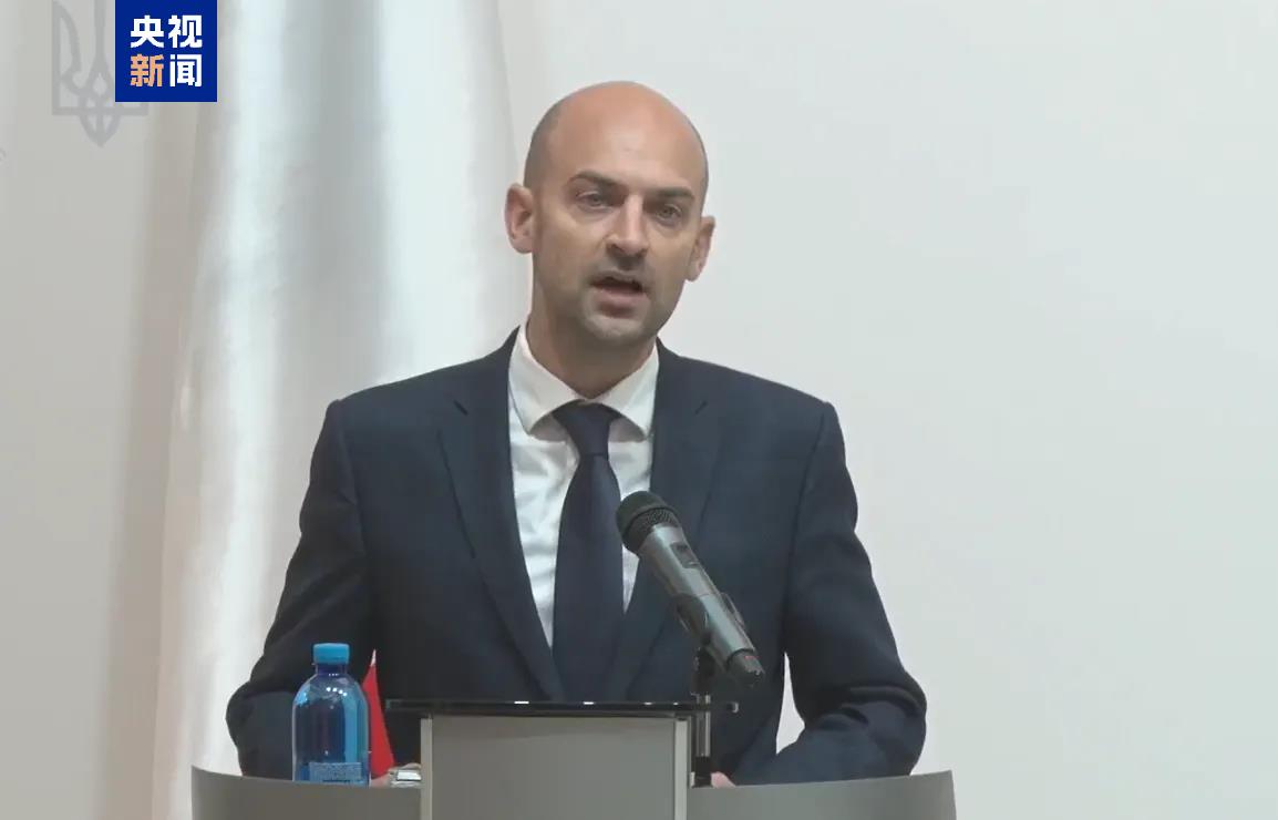 法国外交部长让-诺埃尔·巴罗