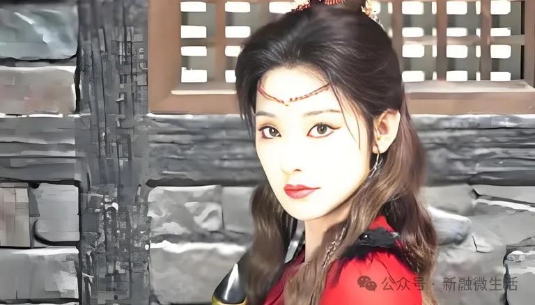 同样演魔教妖女,看了《七夜雪》和王鹤润的《莲花楼》里的疯狂美女,我