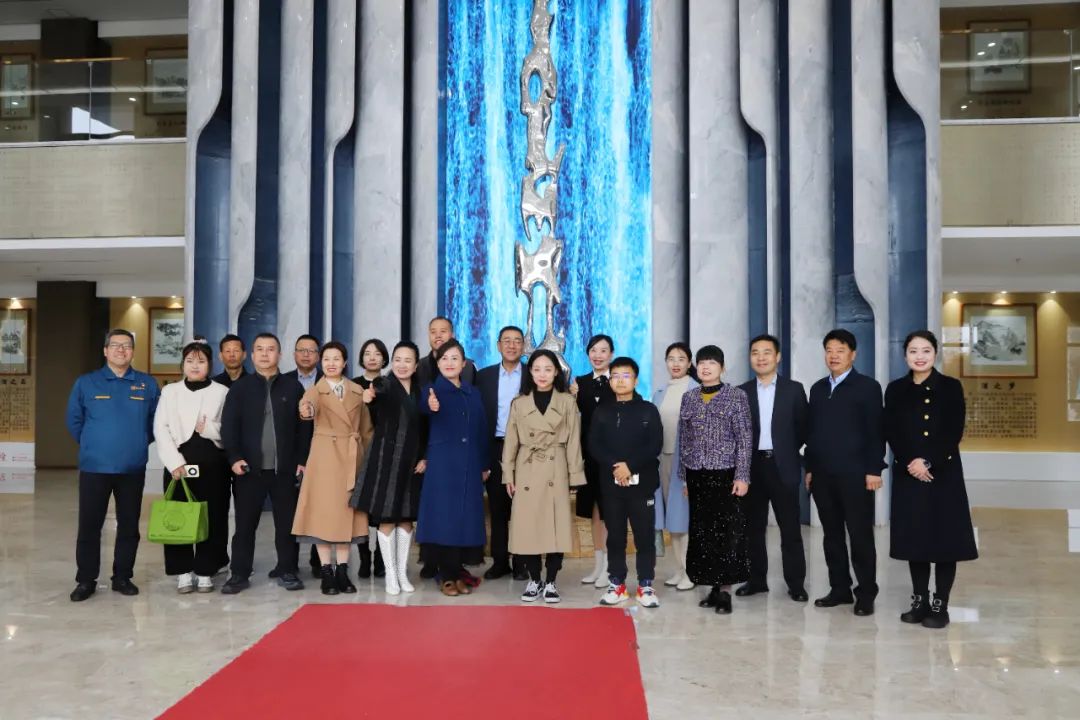 凤翔文化名人、网红合影留念