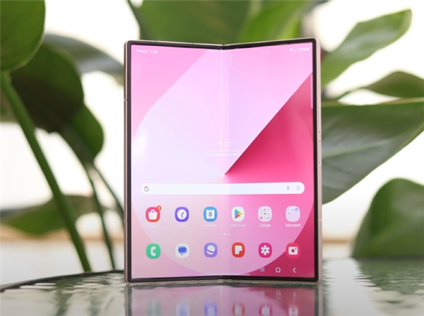 三星最轻薄折叠屏!Galaxy Z Fold特别版发布:售价14500元 三星最轻薄折叠屏!Galaxy Z Fold特别版发布:售价14500元