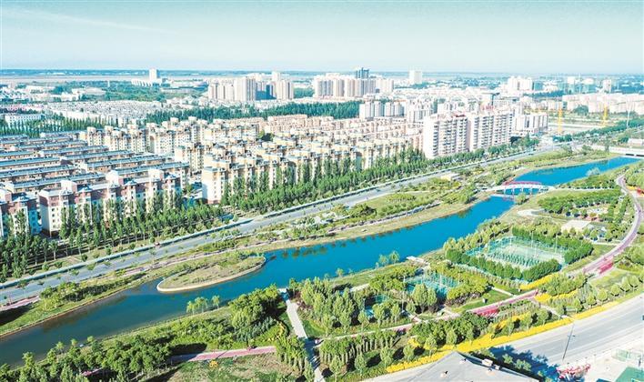 航拍一师阿拉尔市一隅(资料图片). 兵团日报全媒体记者 陈洋 摄