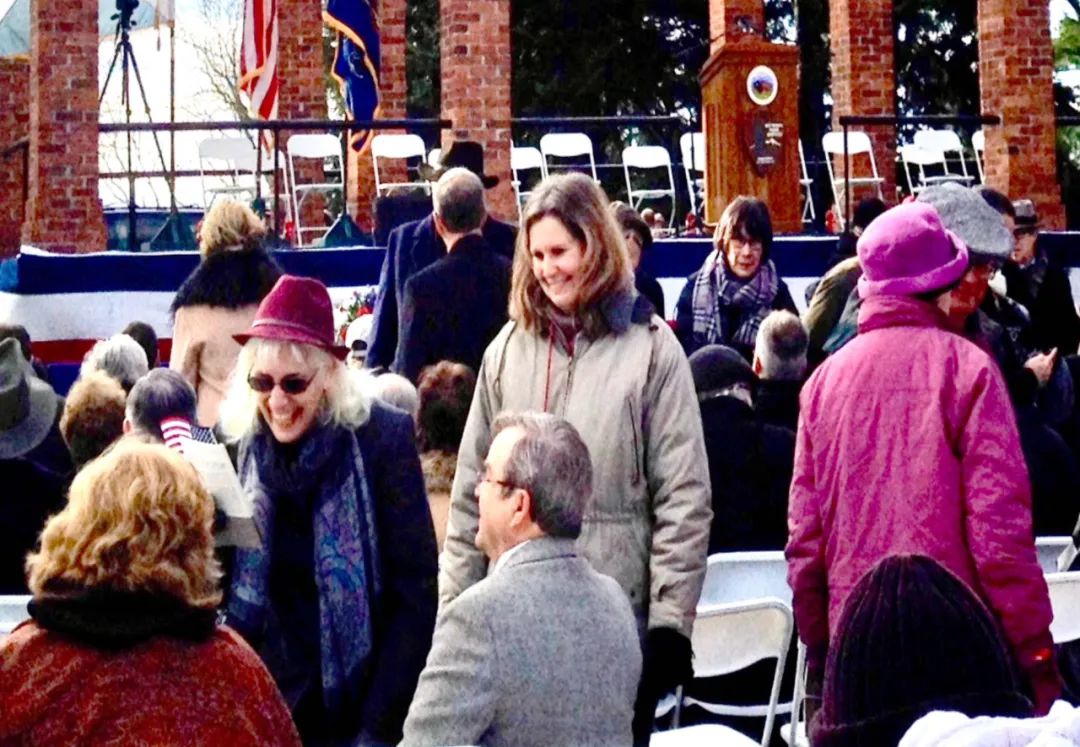 美总统大选的十月拍案惊奇