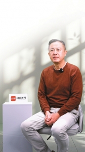 何煜生接受封面新闻采访。刘雨薇 摄