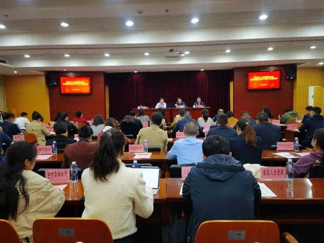 松江区人社局党组书记,局长沈冬林出席