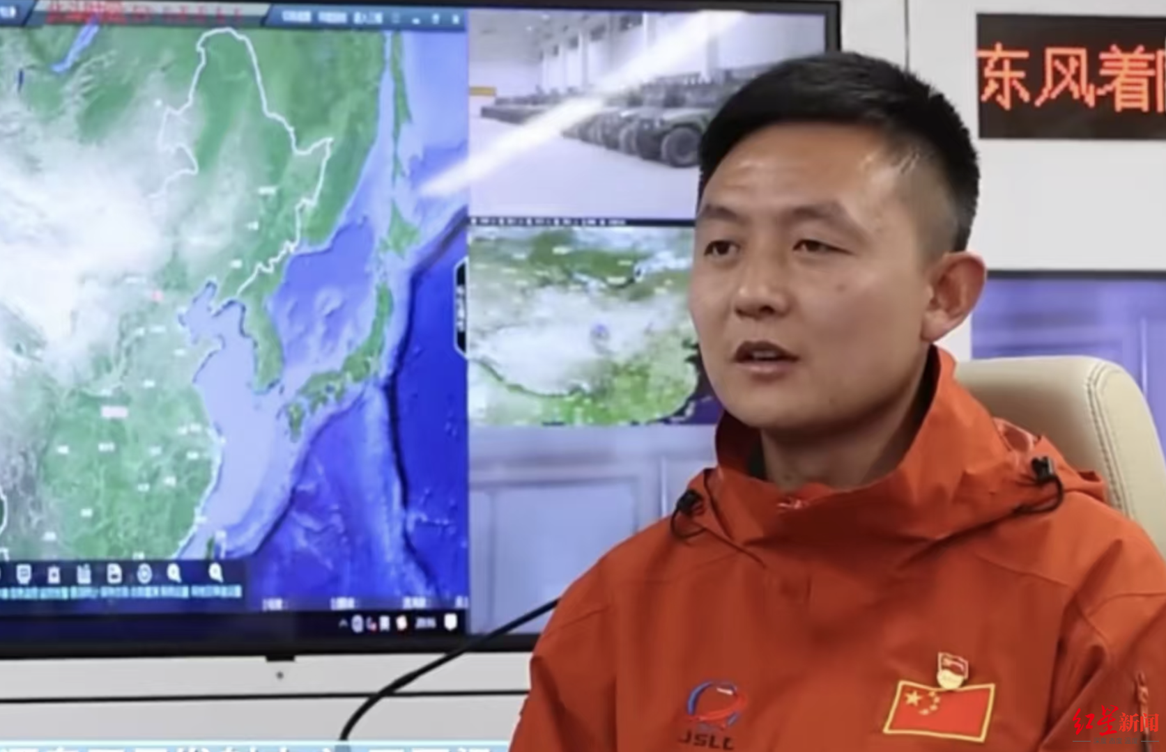迎接太空出差归来的航天员 神舟十八号乘组回家后第一个见到的是谁|飞船|载人飞船|返回舱|冯毅|万川_手机新浪网