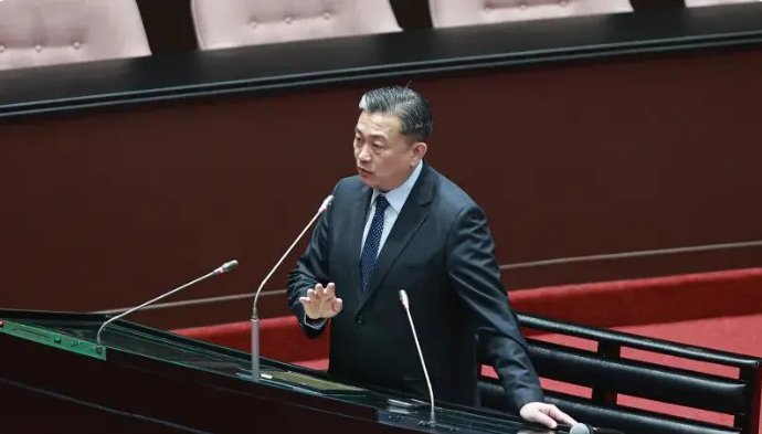 王定宇称这两首歌在大陆不能唱 台网友打脸:军乐比赛都在奏!|中国人|王定宇|军乐_新浪新闻