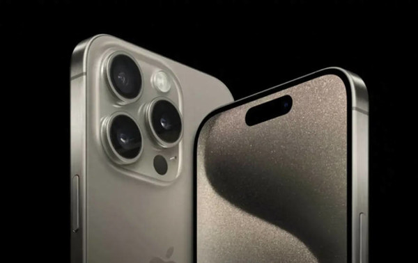 苹果iPhone 17系列四款机型配置汇总，120Hz终成标配