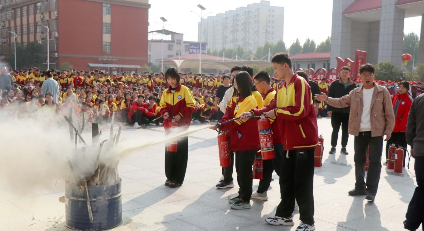 2024年成都莎莎舞最新动态：新手如何快速入门？