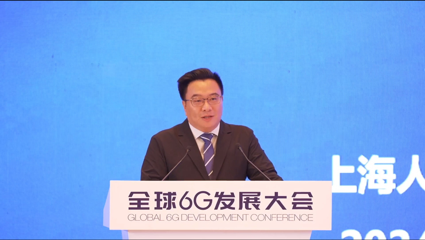 上海人工智能实验室主任 首席科学家 周伯文