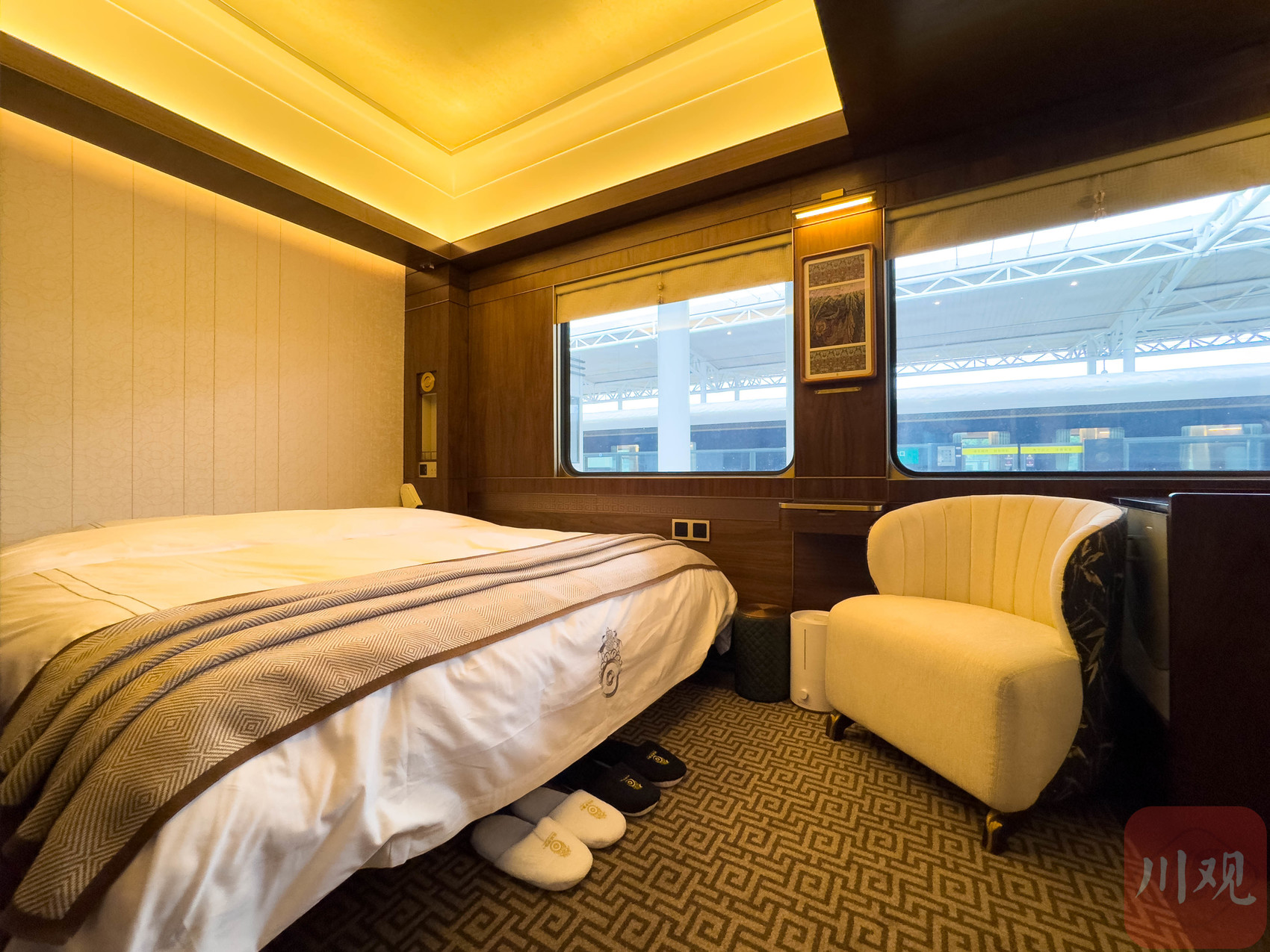 c视频丨一晚2万元的旅游火车,哪些人在坐?