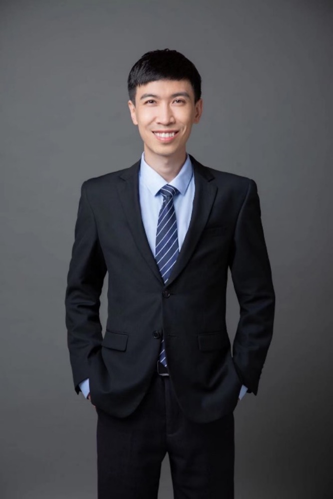 AI投资改变市场水位 基金经理调整“泳姿”