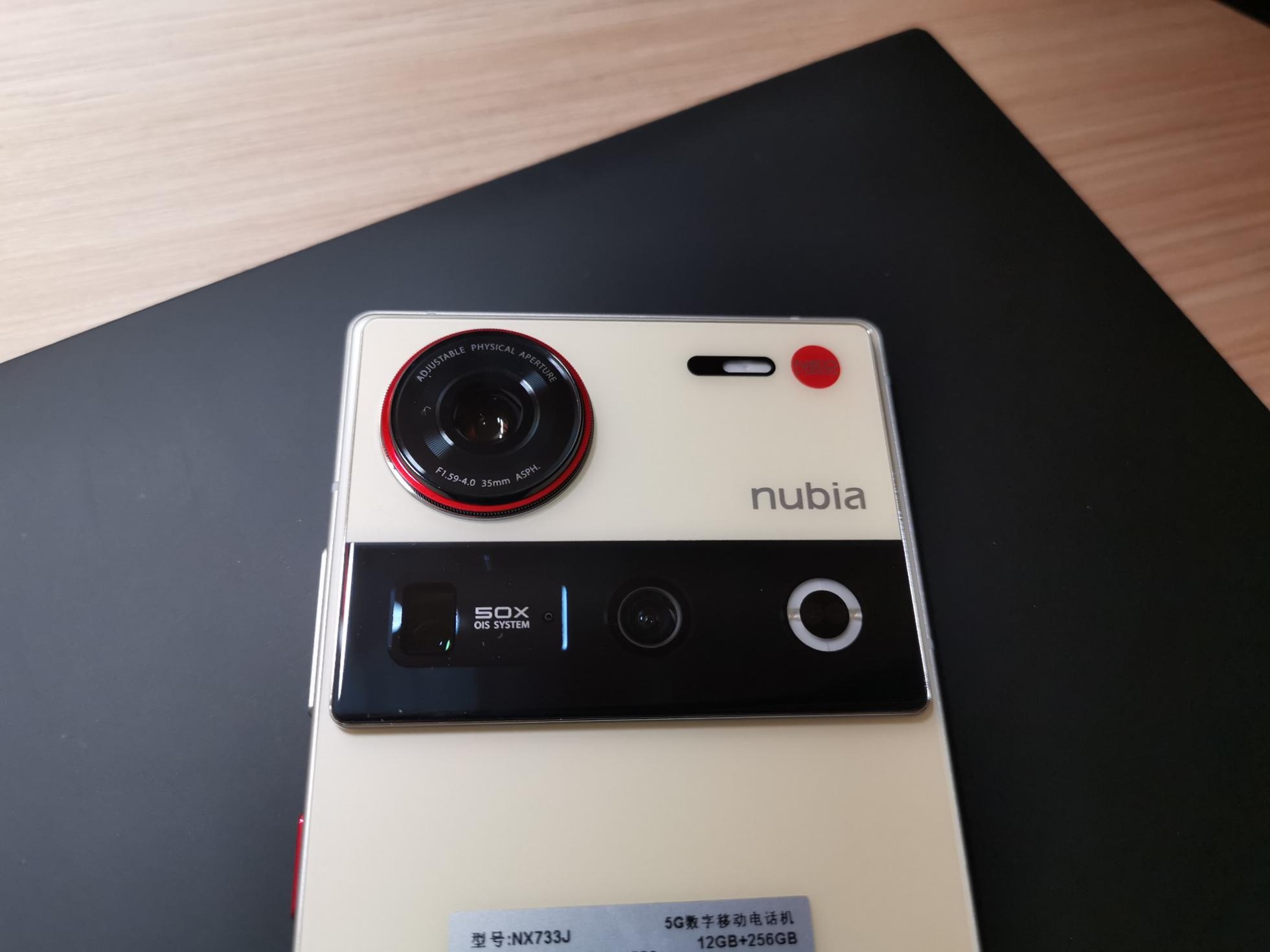 图4：后置摄影模组